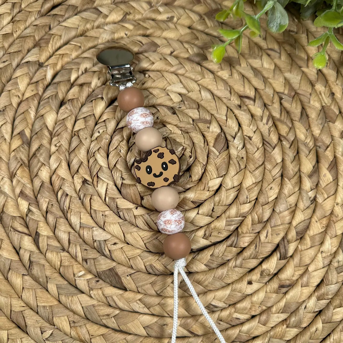 Cookie paci clip